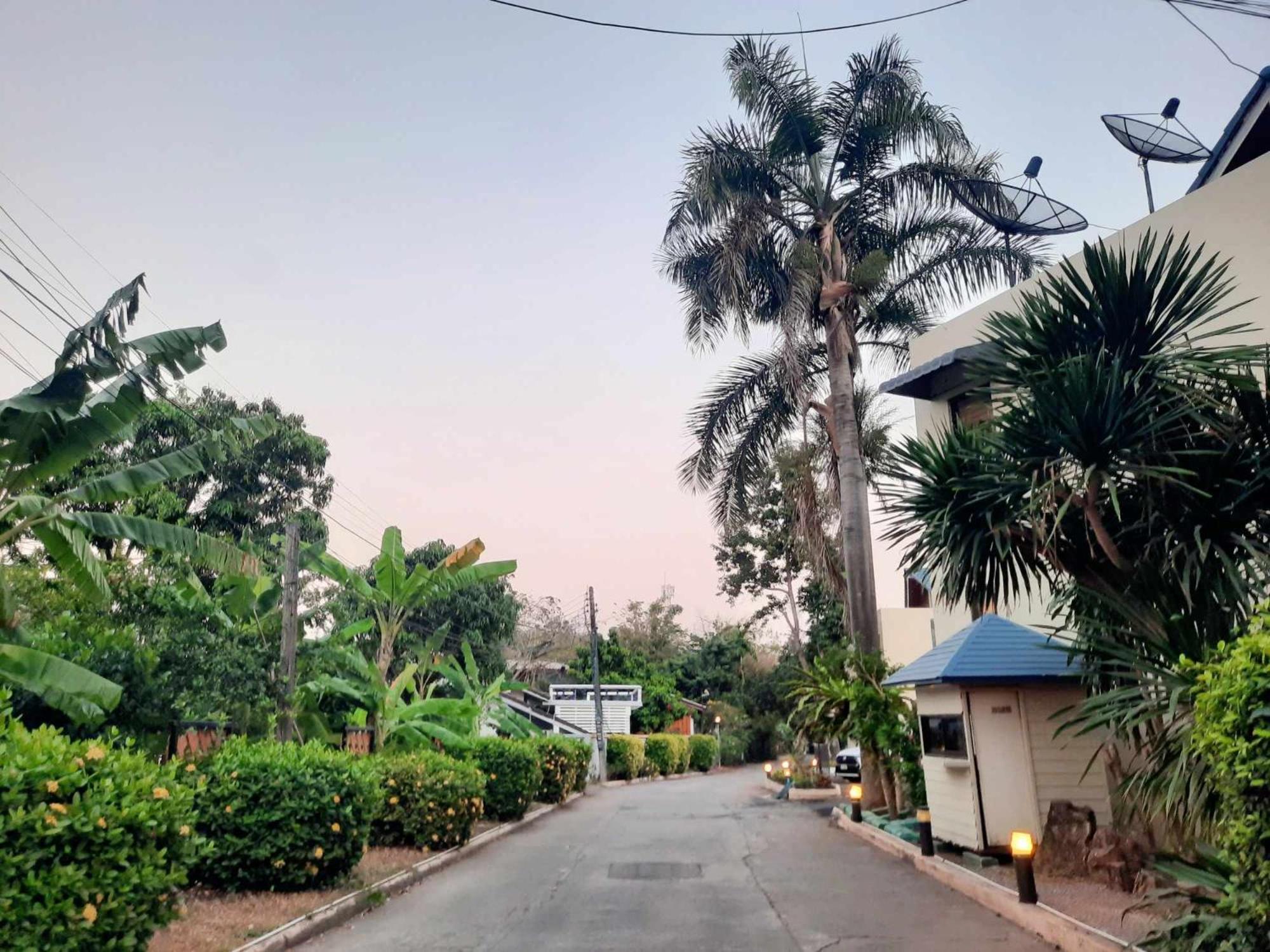 โรงแรมสยามบูทีค บุรีรัมย์ Exterior foto