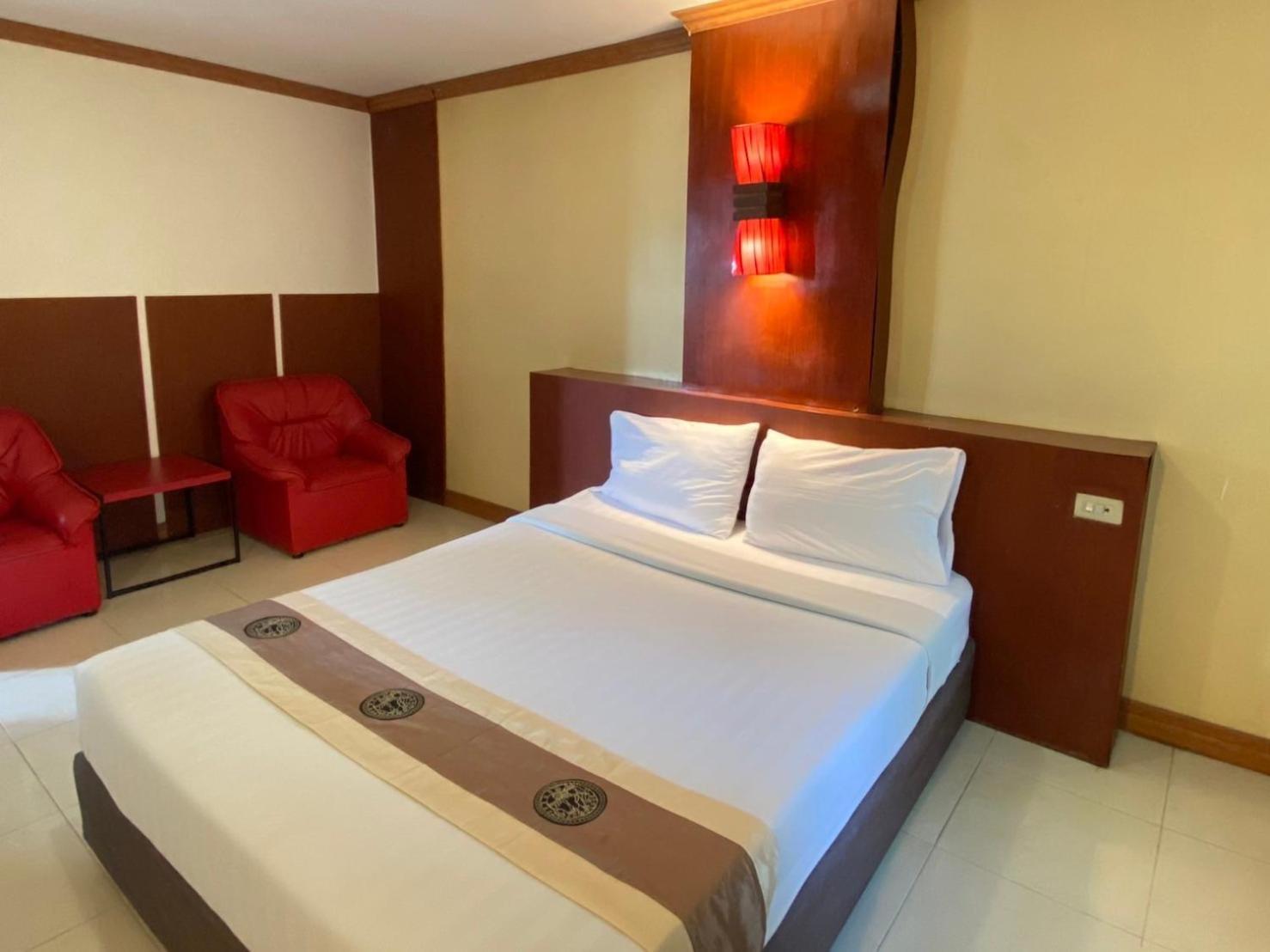 โรงแรมสยามบูทีค บุรีรัมย์ Exterior foto